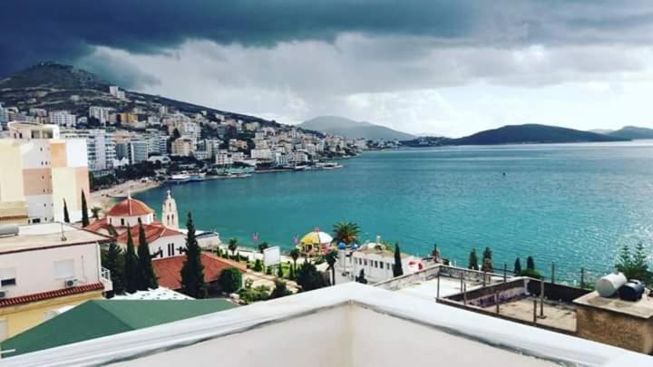 Seaview Apartment Detjoni Sarande Bagian luar foto